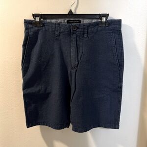 Seersucker shorts, size 29